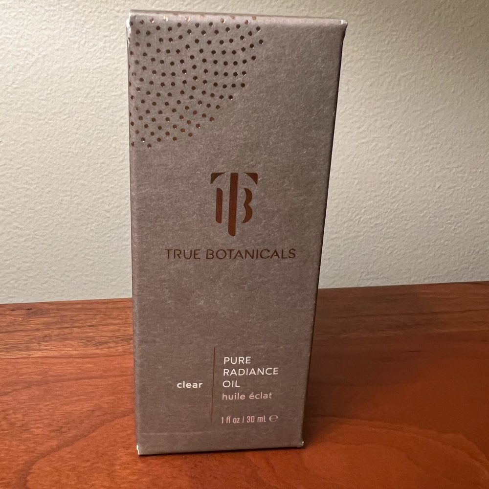 True Botanicals Clear Pure Radiance Oil